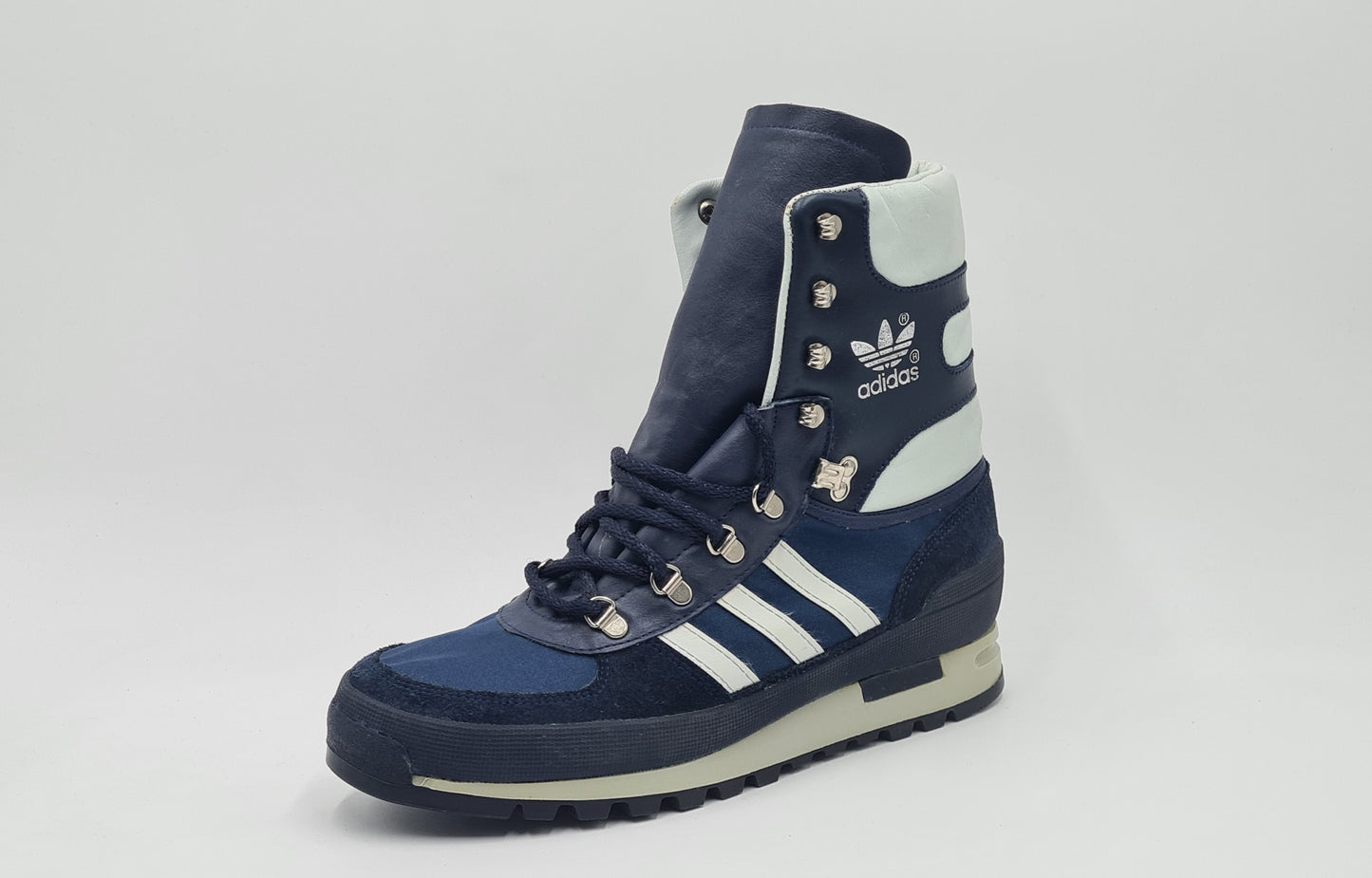 *NEU* Vintage 1980er Adidas Trekking Boots Yugoslavia UK 10 / EUR 44 2/3