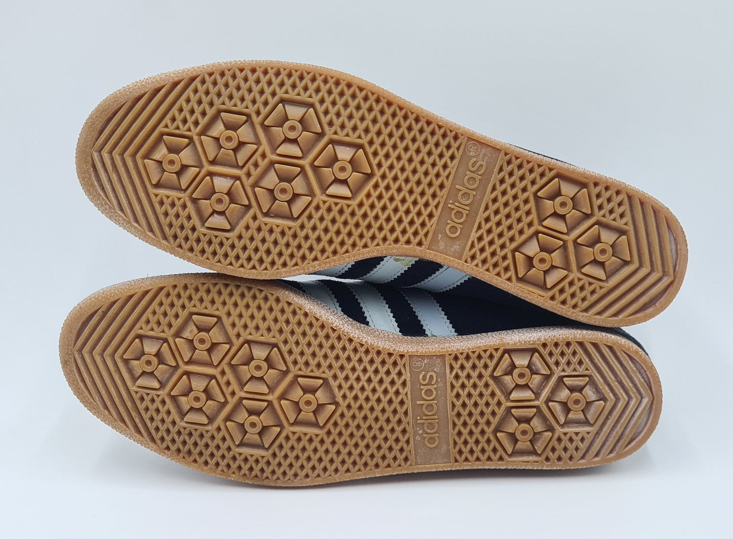 *TOP* Vintage 1980er Adidas Berlin Yugoslavia UK 9,5 / EUR 44