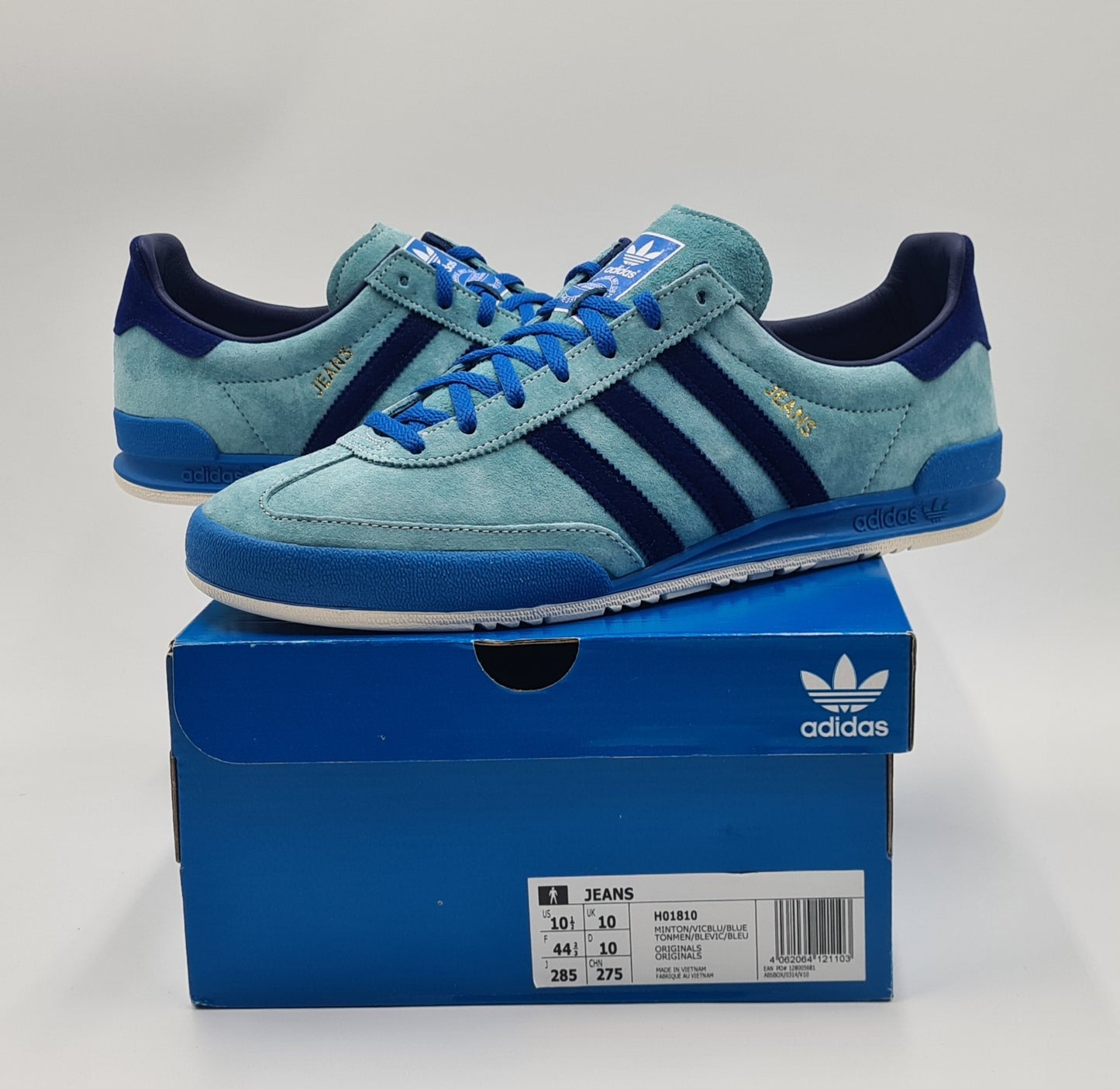 *NEW* 2021 Adidas Jeans OG Retro Size UK 10 / EUR 44 2/3