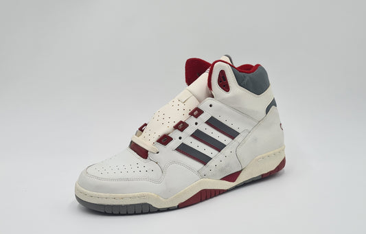 *NEU* Vintage 1990er Adidas Century Hungary UK 10 / EUR 44 2/3