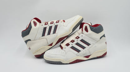 *NEU* Vintage 1990er Adidas Century Hungary UK 10 / EUR 44 2/3