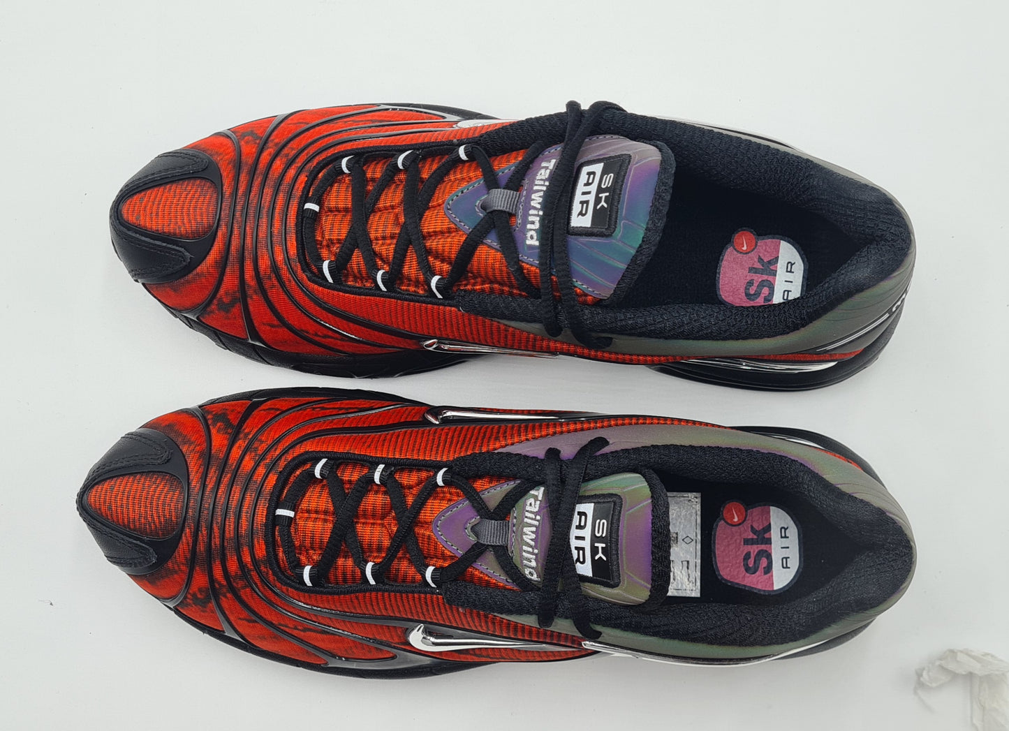 *TOP* 2020 Nike Air Max Tailwind 5 X Skepta 'Bloody Chrome' Gr. UK 11 / EUR 46