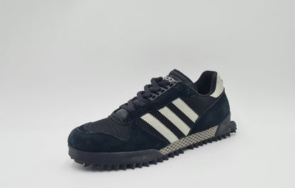 *Guter Zustand* 2002 Adidas Marathon TR Schwarz UK 8,5 / EUR 42 2/3