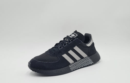 *LIKE NEW* 2019 Adidas Marathon Tech Black UK 8 / EUR 42