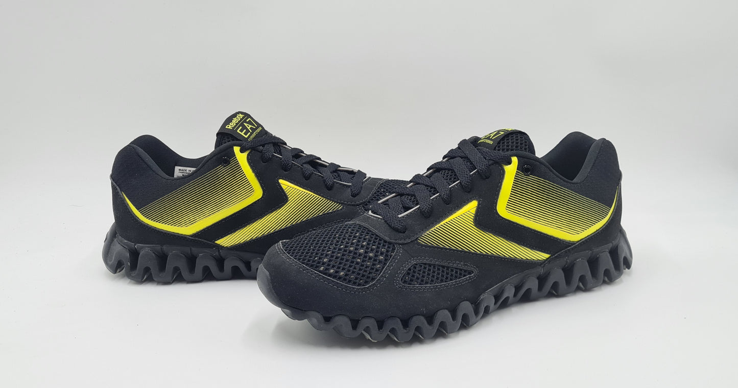 *LIKE NEW* 2011 Reebok x Emporio Armani EA7 Zig Racer Black UK 8.5 / EUR 42.5