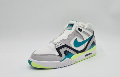 *NEU* 2014 Nike Air Tech Challenge II 'Turbo Grün' Agassi Gr. UK 8 / EUR 42,5