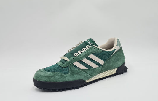 *NEW* Vintage 1991 Adidas Marathon TR 2 Green UK 10 / EUR 44 2/3
