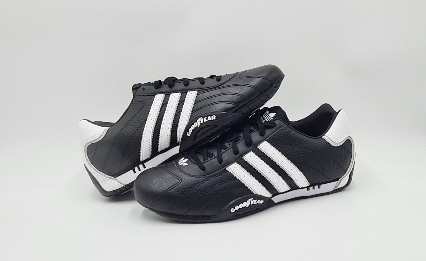 *NEU* 2014 Adidas Adi Racer Low Good Year Schwarz Gr. UK 10 / EUR 44 2/3