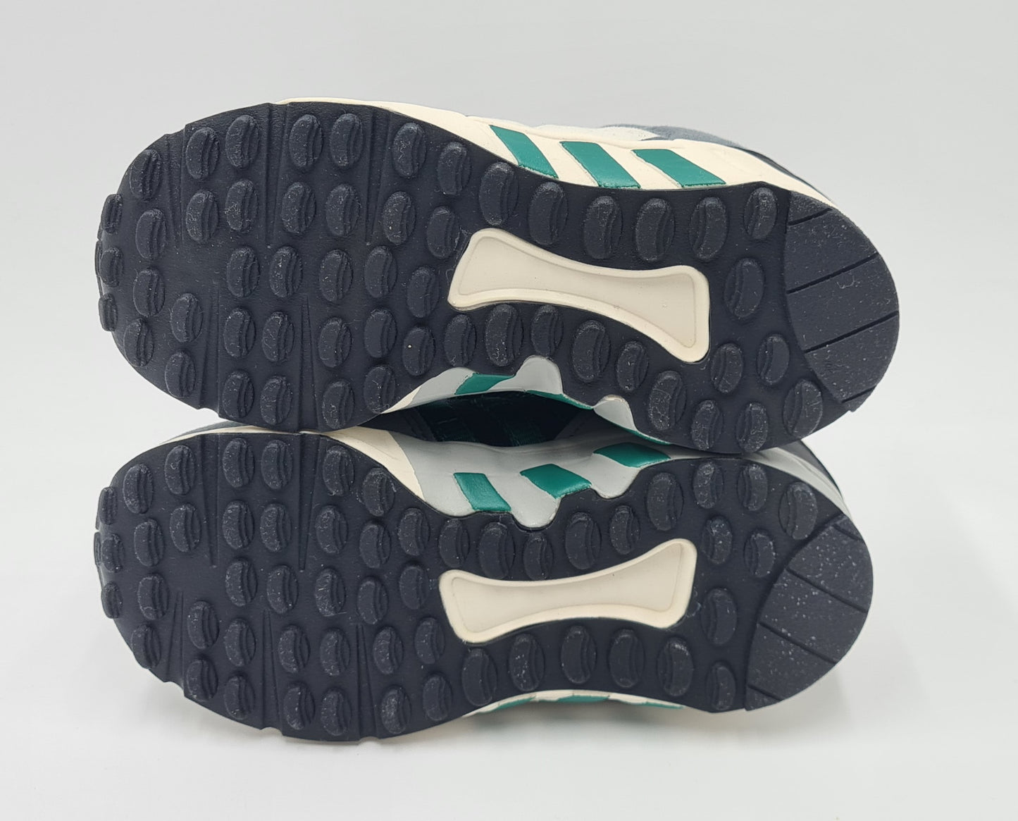 *NEU* 2016 Adidas Kids Equipment Running Support Gr. UK 8,5K / EUR 26