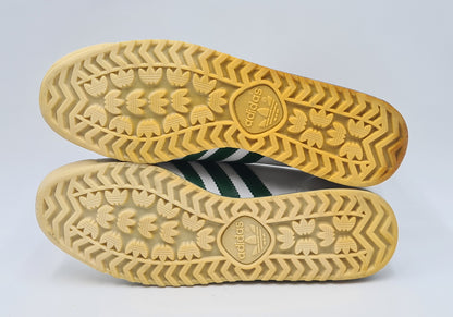 *NEU* Vintage 1980er Adidas Rom mit grünen Streifen UK 9 / EUR 43 1/3