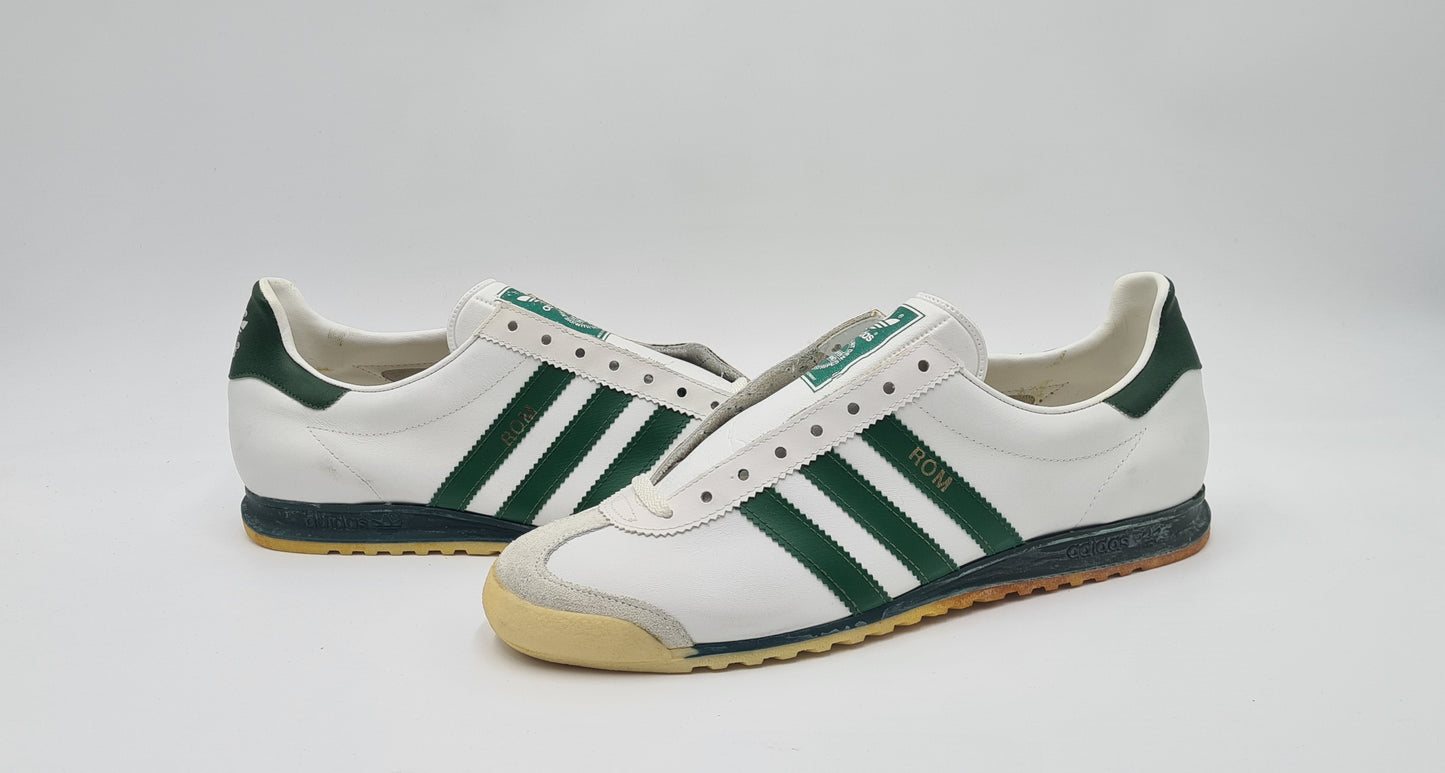 *NEU* Vintage 1980er Adidas Rom mit grünen Streifen UK 9 / EUR 43 1/3