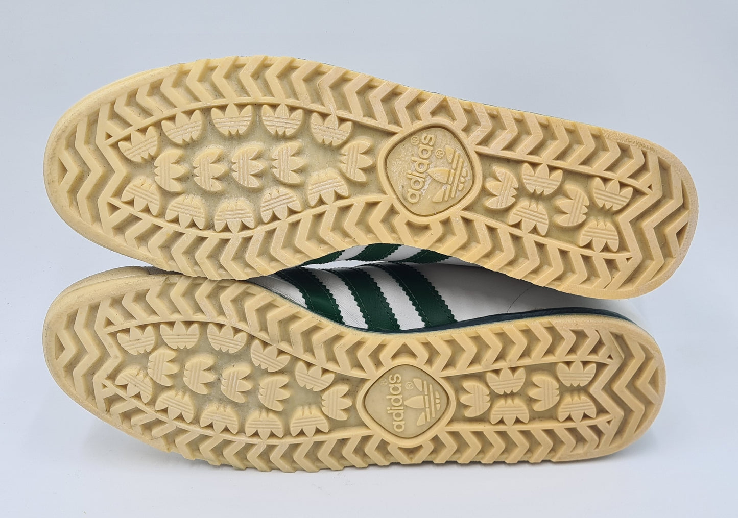*TOP* Vintage 1980er Adidas Rom mit grünen Streifen UK 9 / EUR 43 1/3