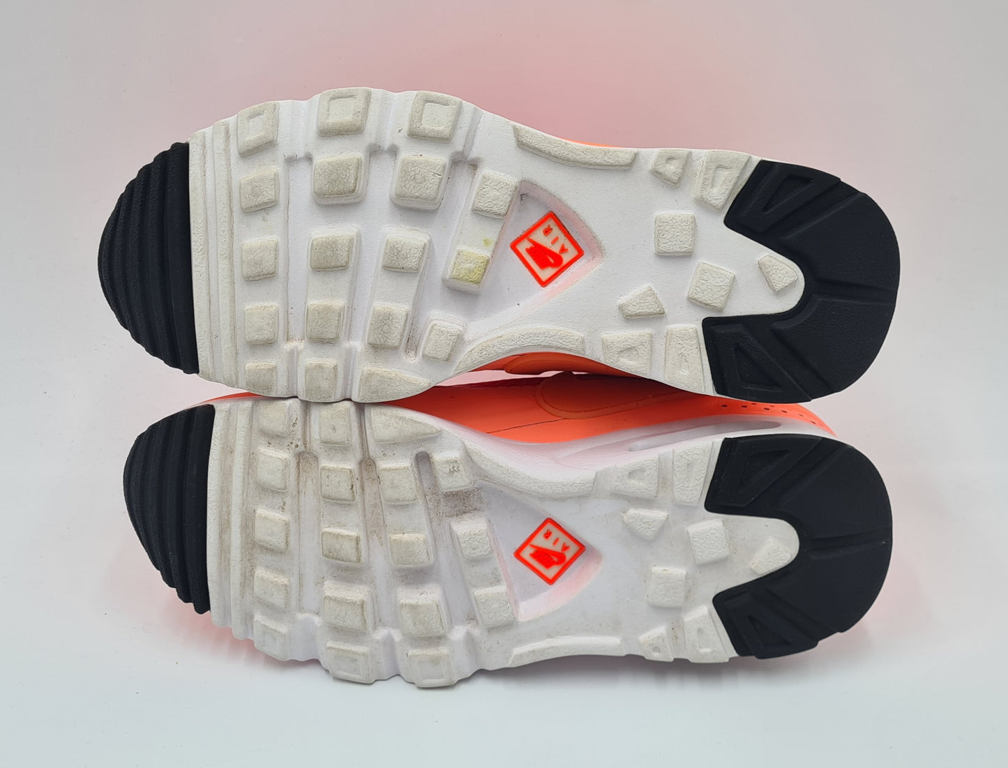 *TOP* 2015 Nike Air Classic BW Ultra Pink Gr. UK 4 / EUR 37,5