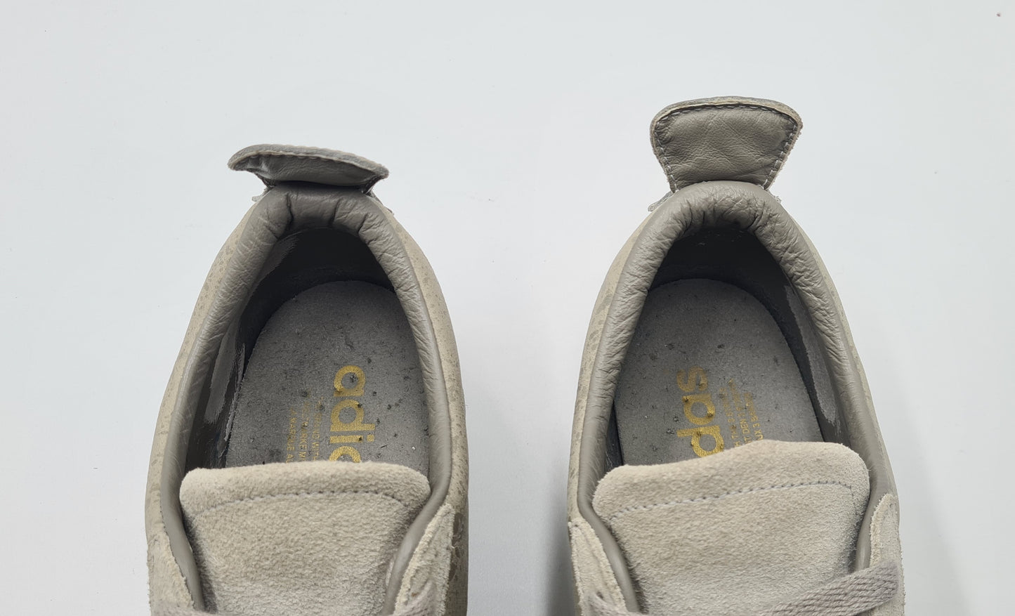 Vintage 2006 Adidas Chile 62 Gray UK 10 / EUR 44 2/3