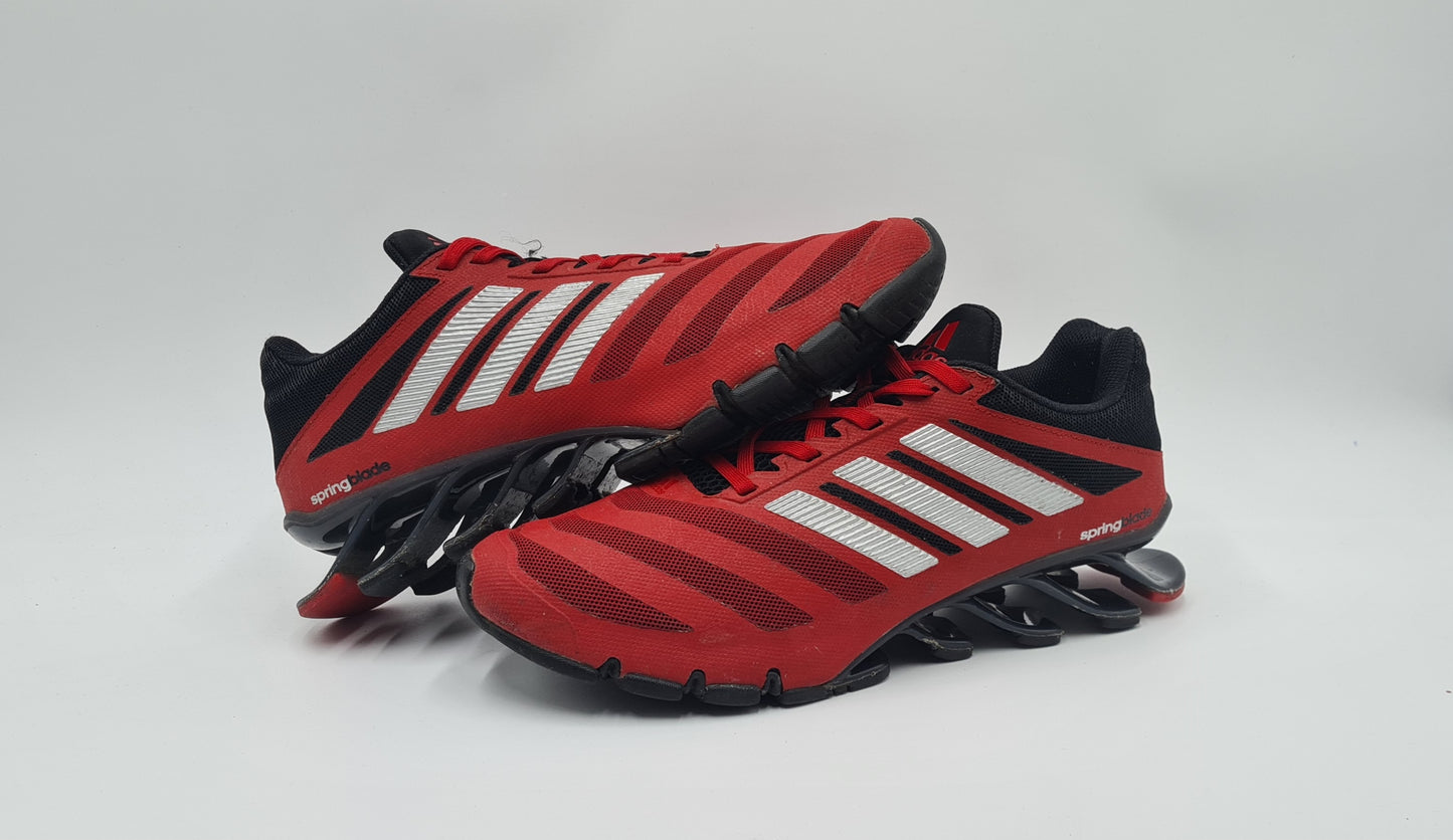*Guter Zustand* 2015 Adidas Springblade rot Gr. UK 8 / EUR 42