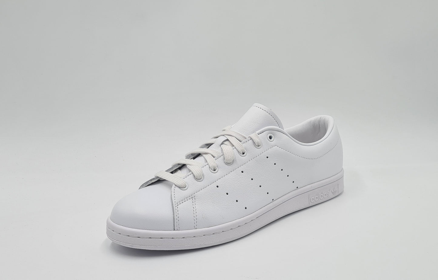 *NEU* 2020 Adidas x Hyke Stan Smith AOH Weiß UK 8,5 / EUR 42 2/3