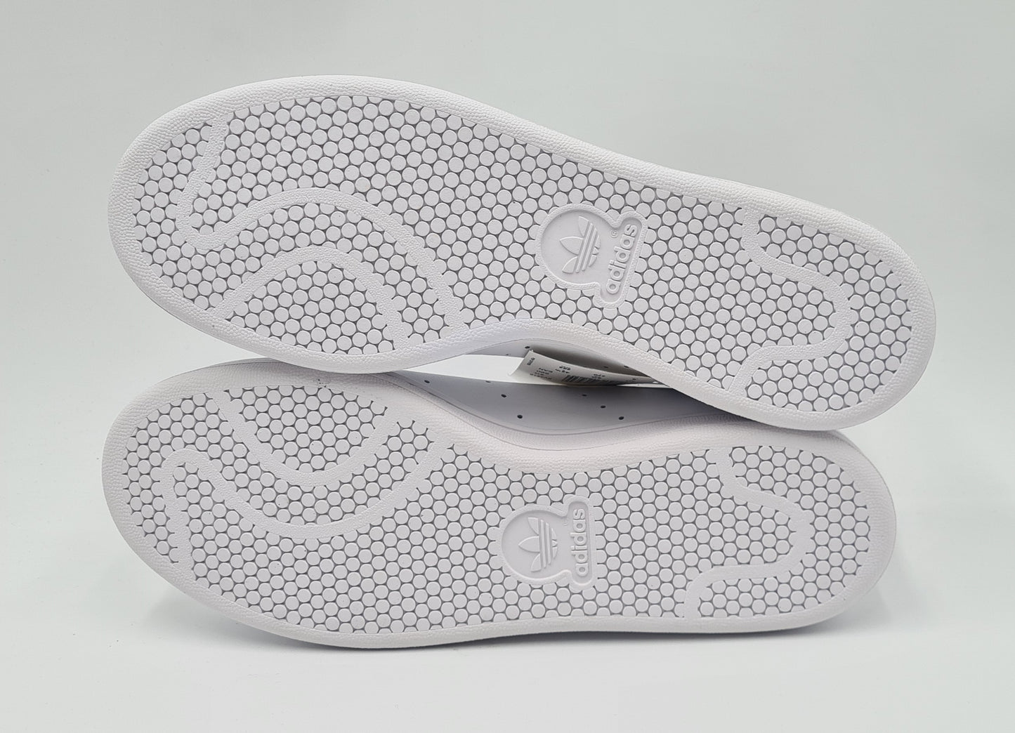 *NEU* 2020 Adidas x Hyke Stan Smith AOH Weiß UK 8,5 / EUR 42 2/3