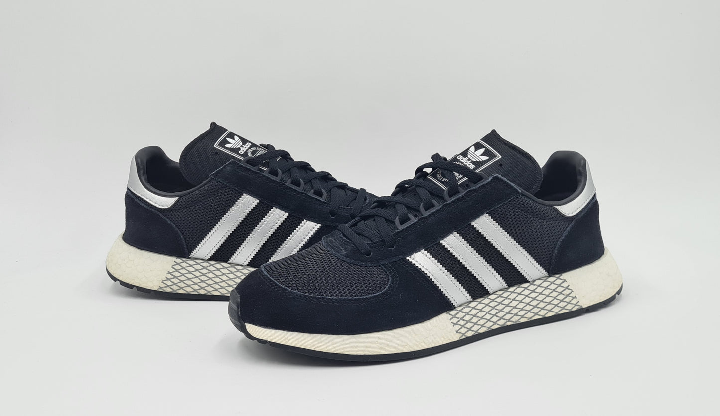 *LIKE NEW* 2018 Adidas Marathon X 5923 Tech UK 10 / EUR 44 2/3