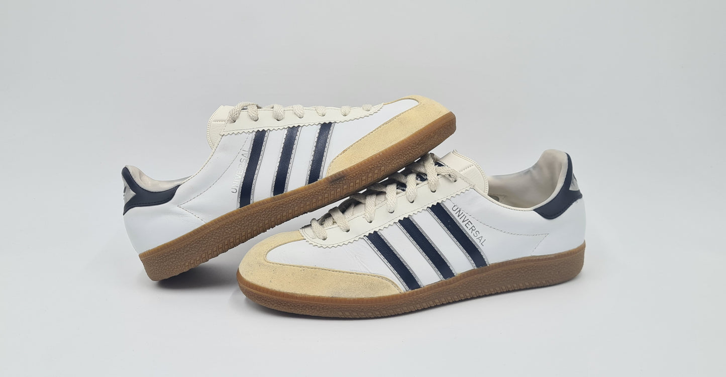 *TOP* Vintage 1993 Adidas Universal Made in Slovenia UK 8 / EUR 42