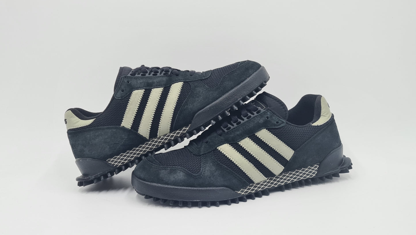 *VGC* 2010 Adidas Marathon TR Black UK 10 / EUR 44 2/3