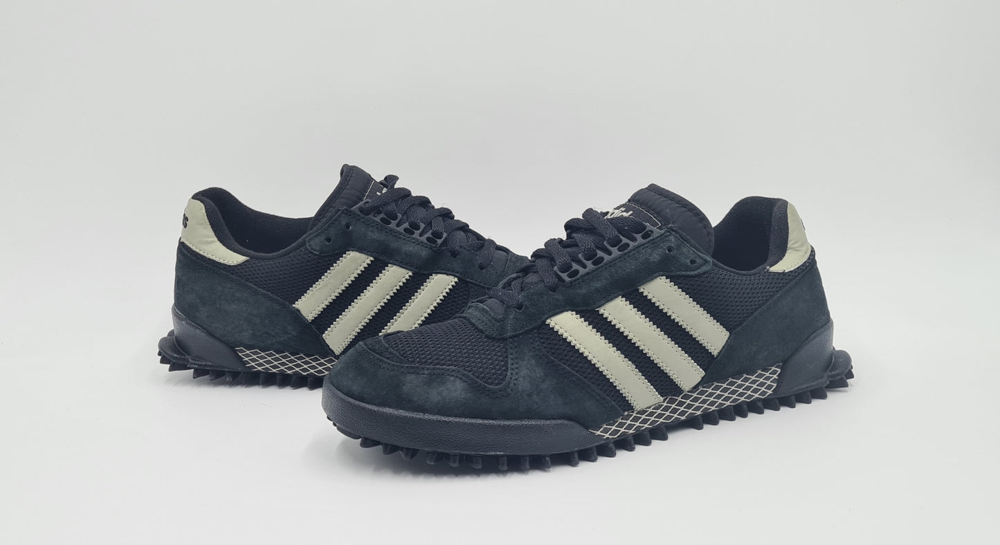*VGC* 2010 Adidas Marathon TR Black UK 10 / EUR 44 2/3