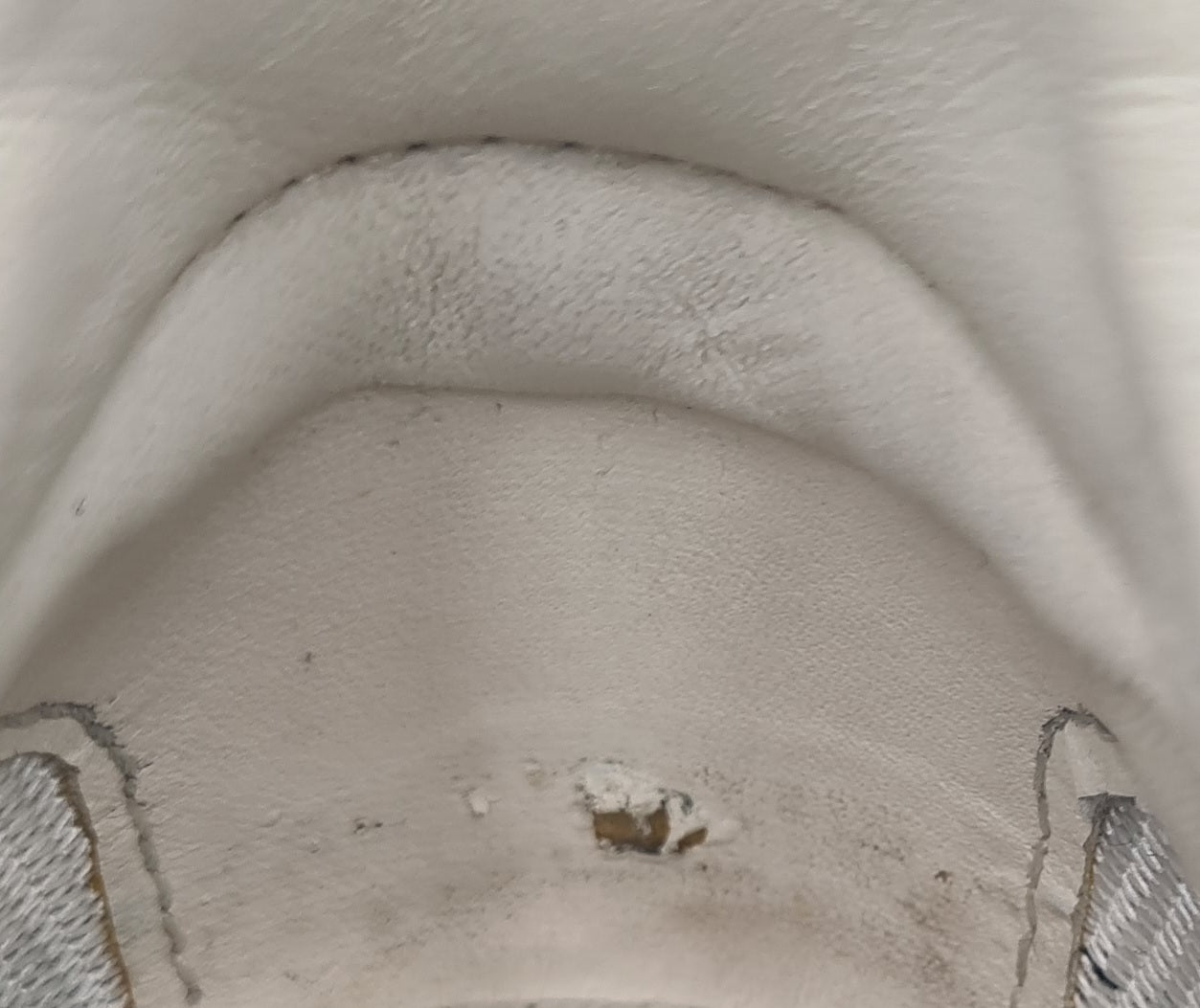 2017 Adidas Marathon TR White UK 7.5 / EUR 41 1/3