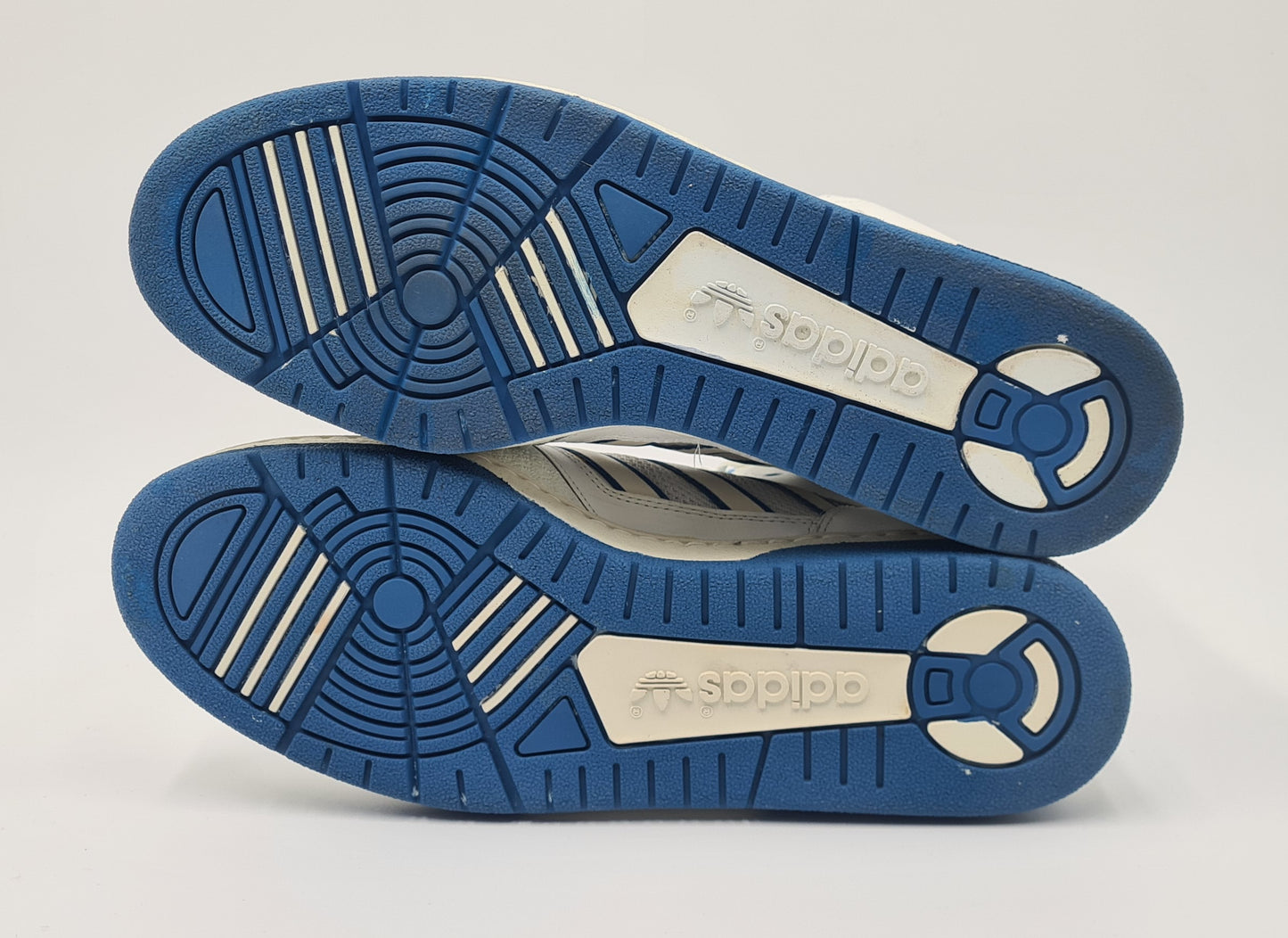 *NEU* Vintage 1980er Adidas Instinct Hi Yugoslavia UK 9,5 / EUR 44