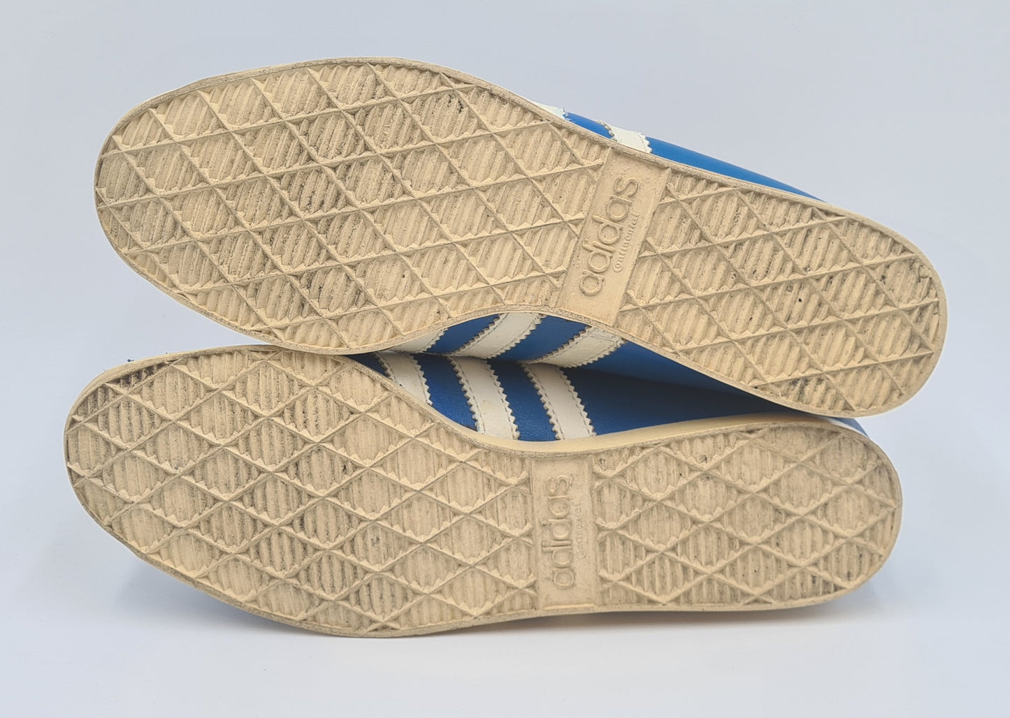 *WIE NEU* Vintage 1970er Adidas Rekord 3 Riemen UK 8 / EUR 42