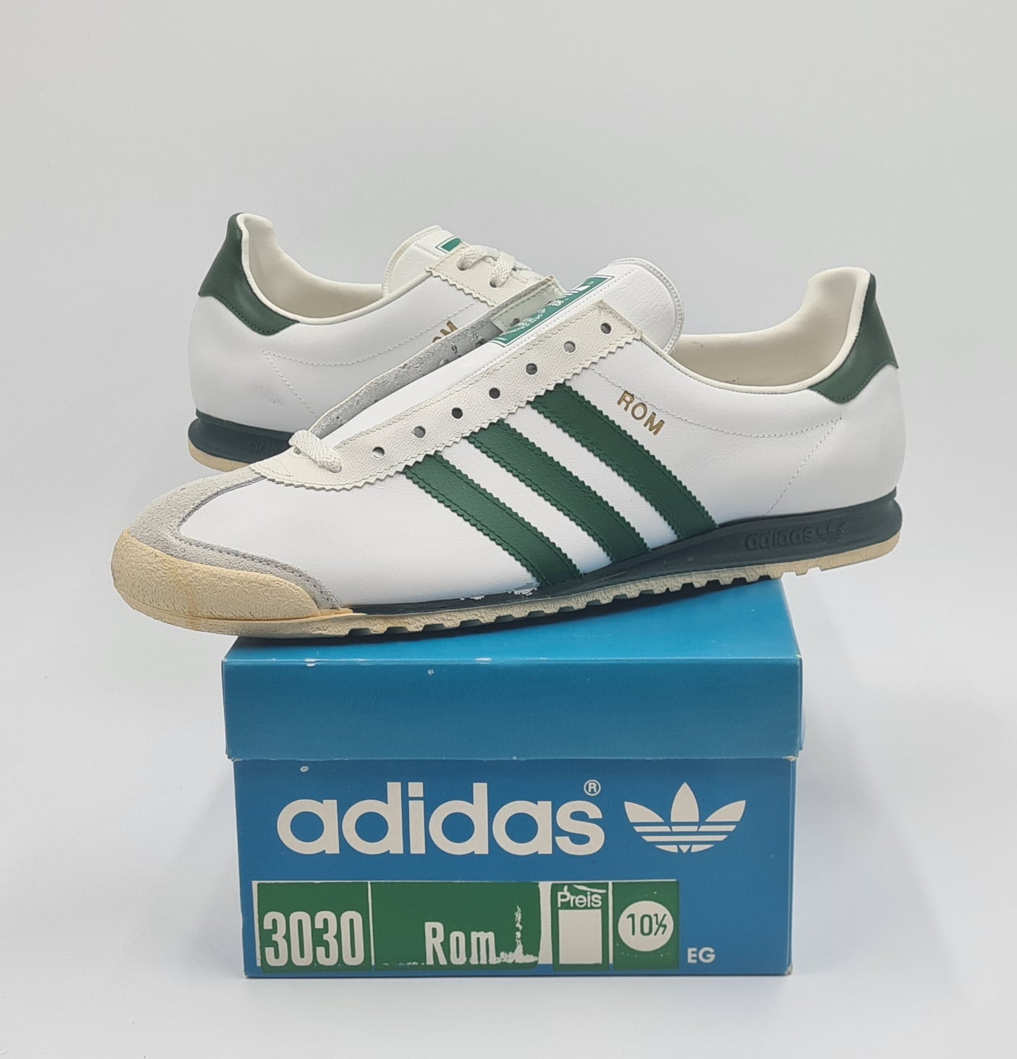 *NEU* Vintage 1980er Adidas Rom mit grünen Streifen UK 10,5 / EUR 45 1/3