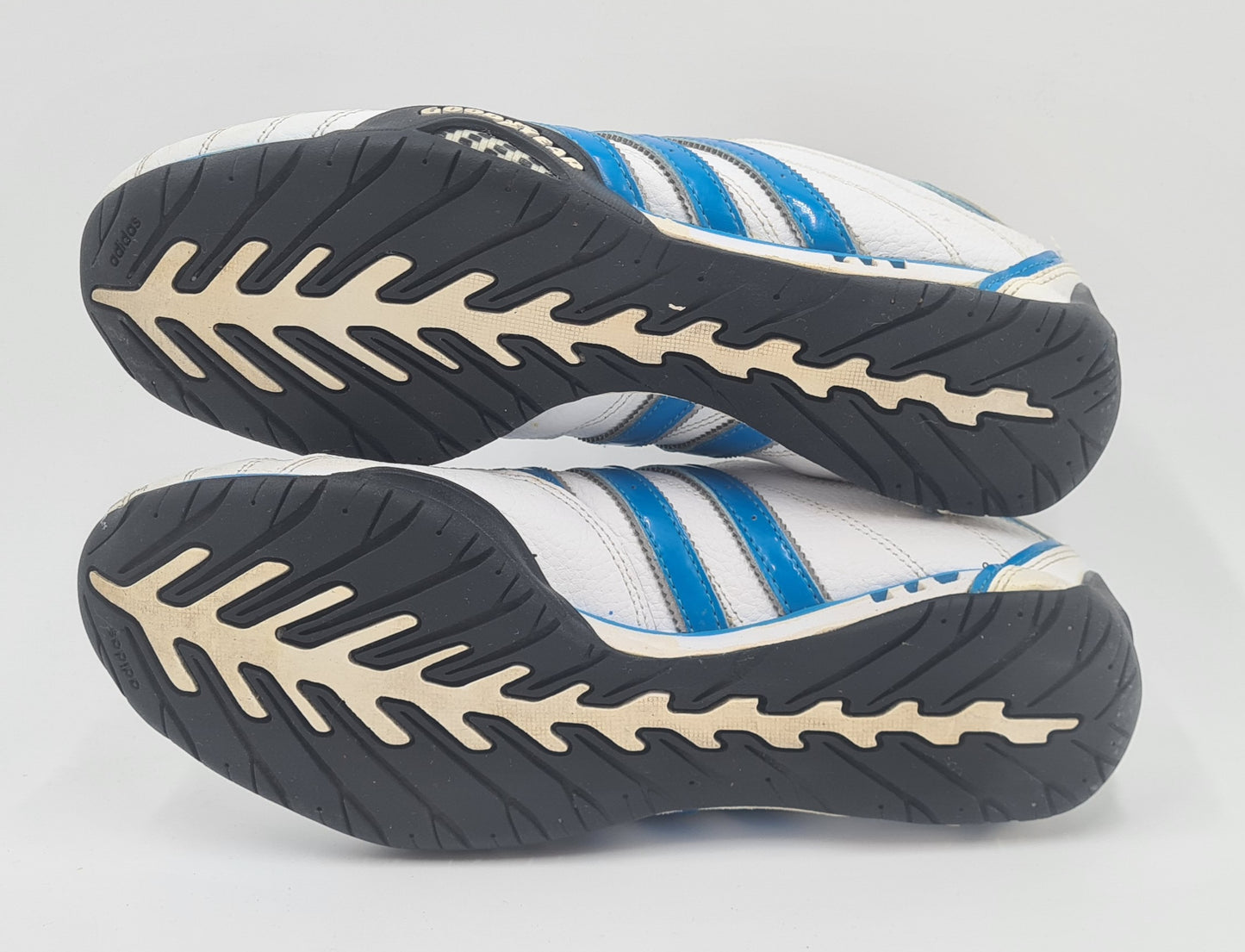 *Good condition* 2014 Adidas Adi Racer Low Goodyear White Blue UK 8 / EUR 42