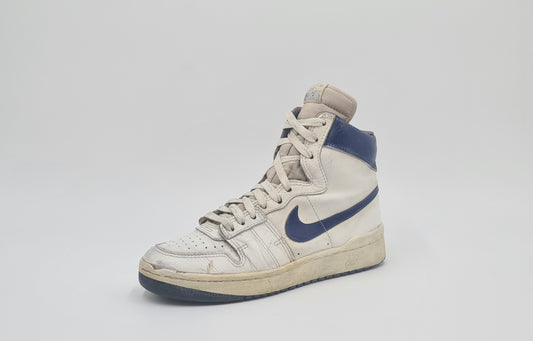 Vintage 1984 Nike Air Ship 1st Michael Jordan NBA shoes US 6 / EUR 38,5
