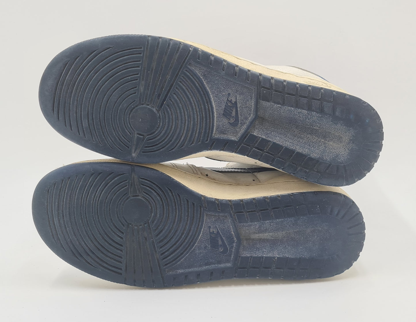 Vintage 1984 Nike Air Ship 1st Michael Jordan NBA shoes US 6 / EUR 38,5