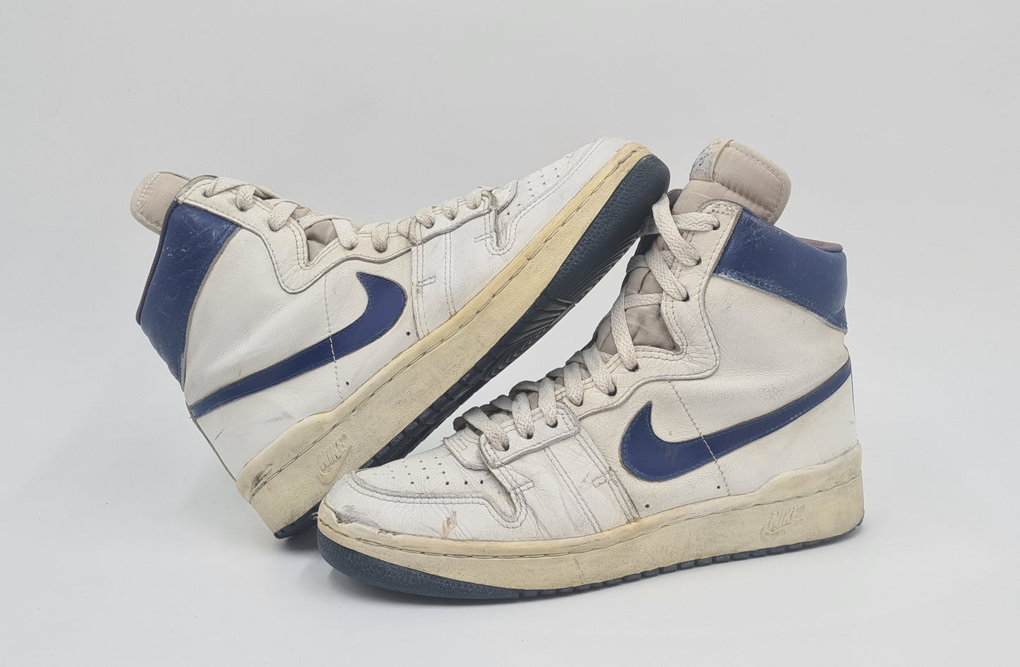 Vintage 1984 Nike Air Ship 1st Michael Jordan NBA shoes US 6 / EUR 38,5