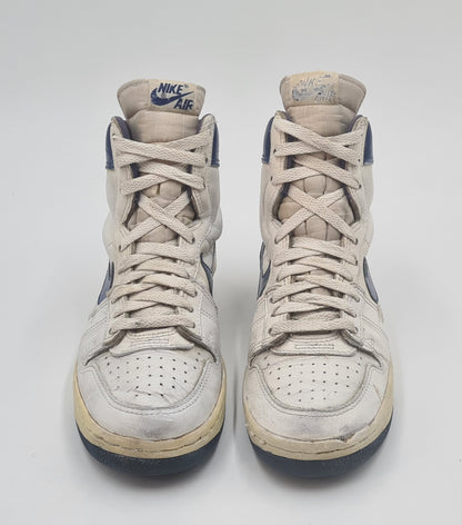 Vintage 1984 Nike Air Ship 1st Michael Jordan NBA shoes US 6 / EUR 38,5