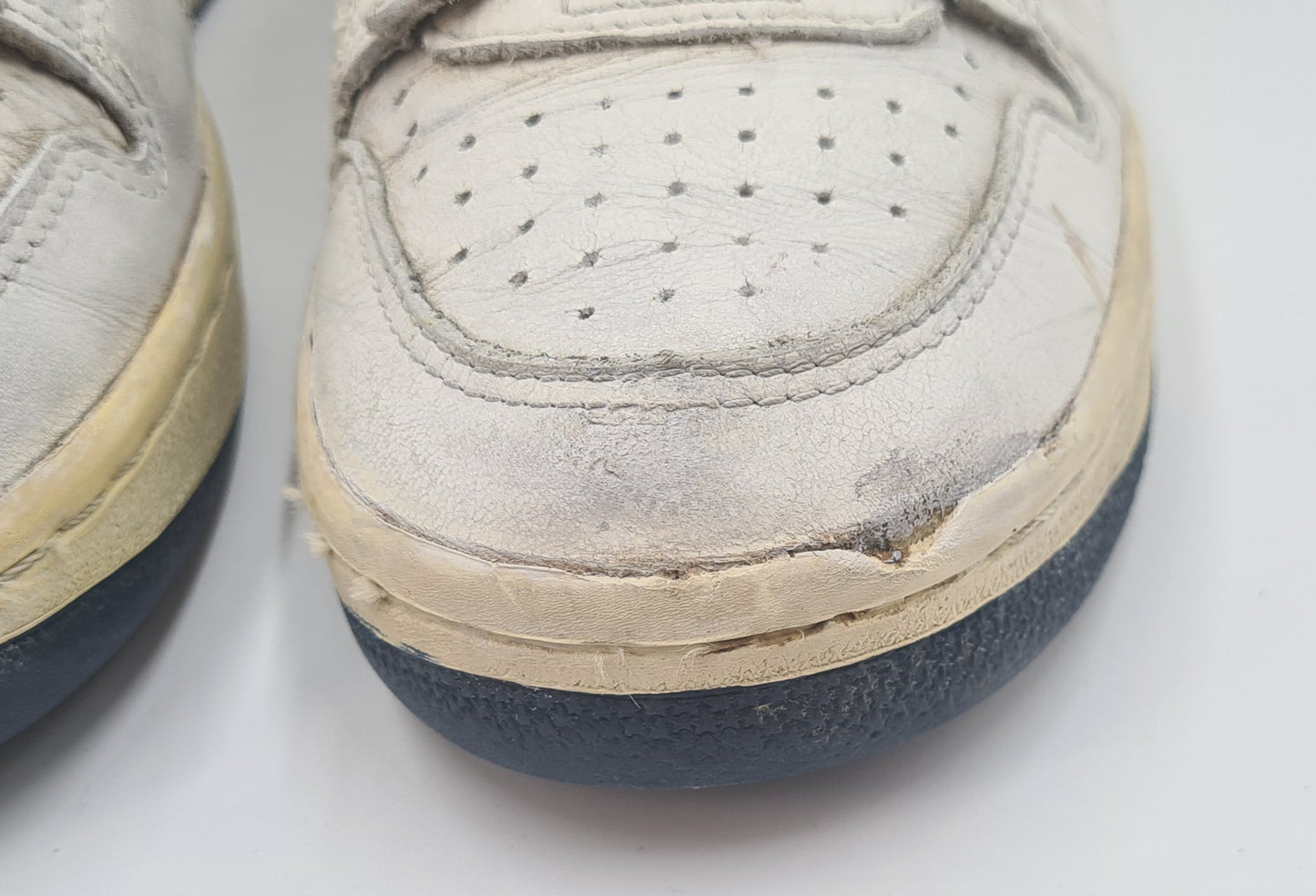 Vintage 1984 Nike Air Ship 1st Michael Jordan NBA shoes US 6 / EUR 38,5