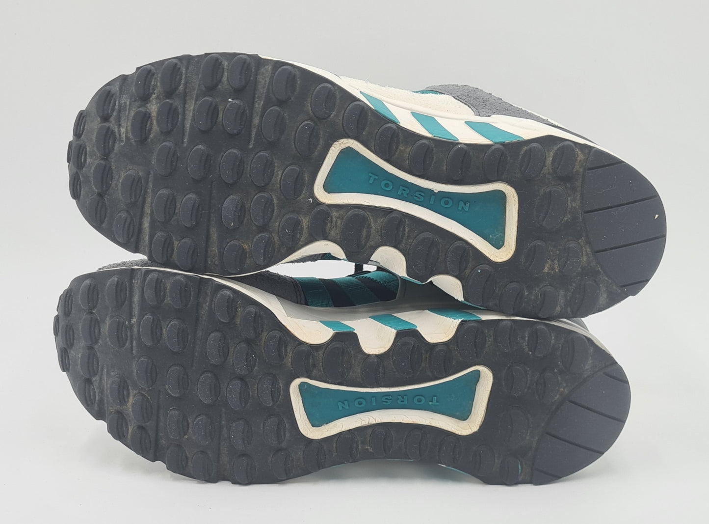 *Guter Zustand* 2021 Adidas EQT Running Support Gr. UK 9 / EUR 43 1/3