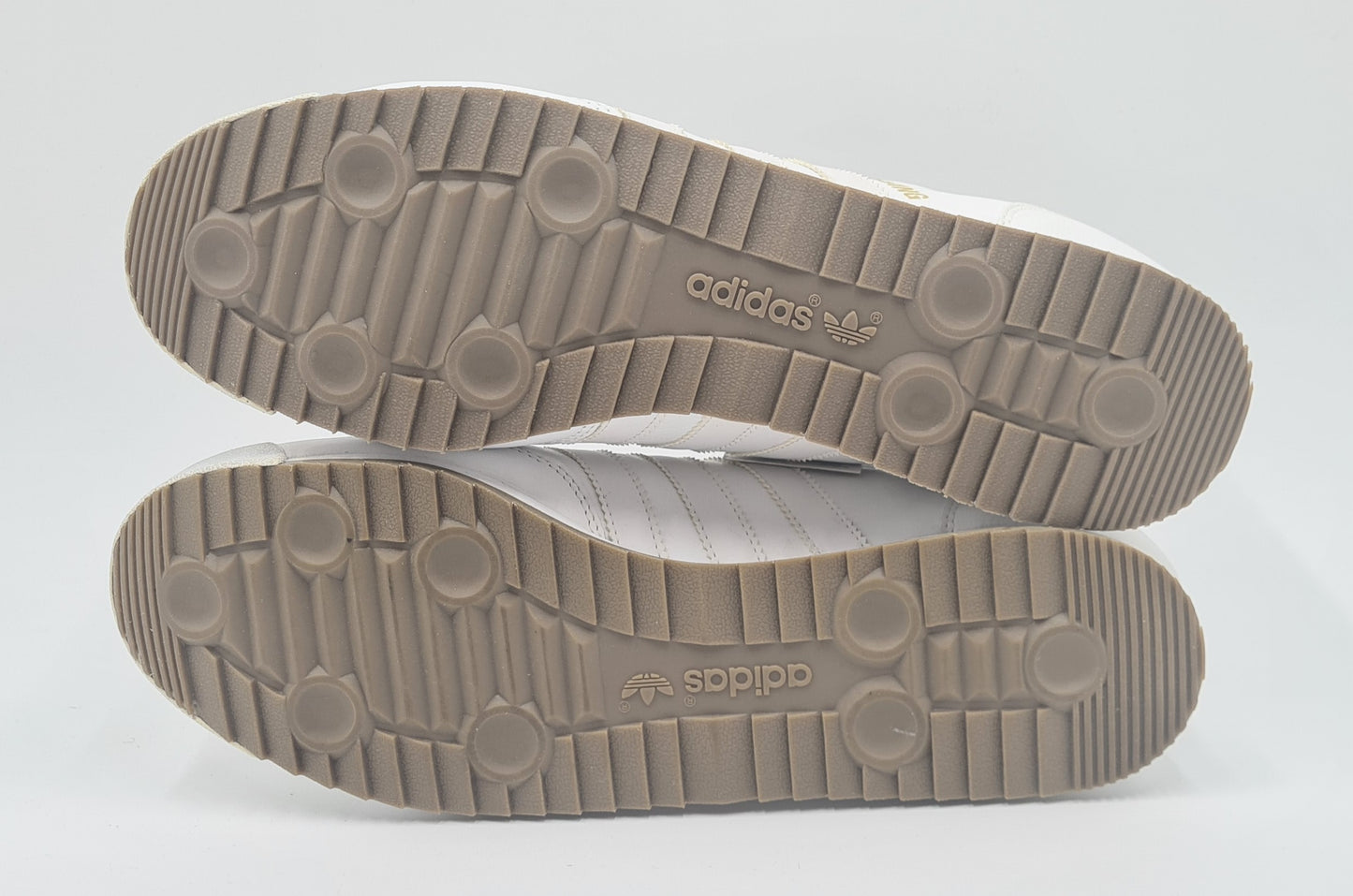 *NEU* 2007 Adidas Jogging Retro Weiß Gr. UK 10 / EUR 44 2/3