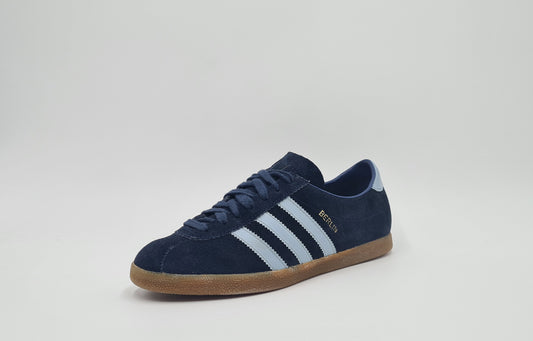 *WIE NEU* Vintage 1980er Adidas Berlin Yugoslavia UK 8 / EUR 42