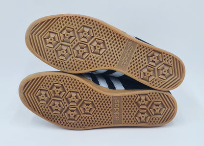 *WIE NEU* Vintage 1980er Adidas Berlin Yugoslavia UK 8 / EUR 42