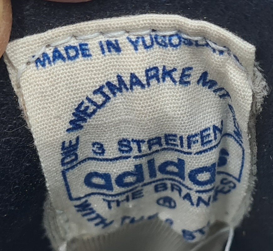 *WIE NEU* Vintage 1980er Adidas Berlin Yugoslavia UK 8 / EUR 42