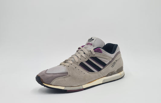 Vintage 1991 Adidas Tech II Running UK 10 / EUR 44 2/3