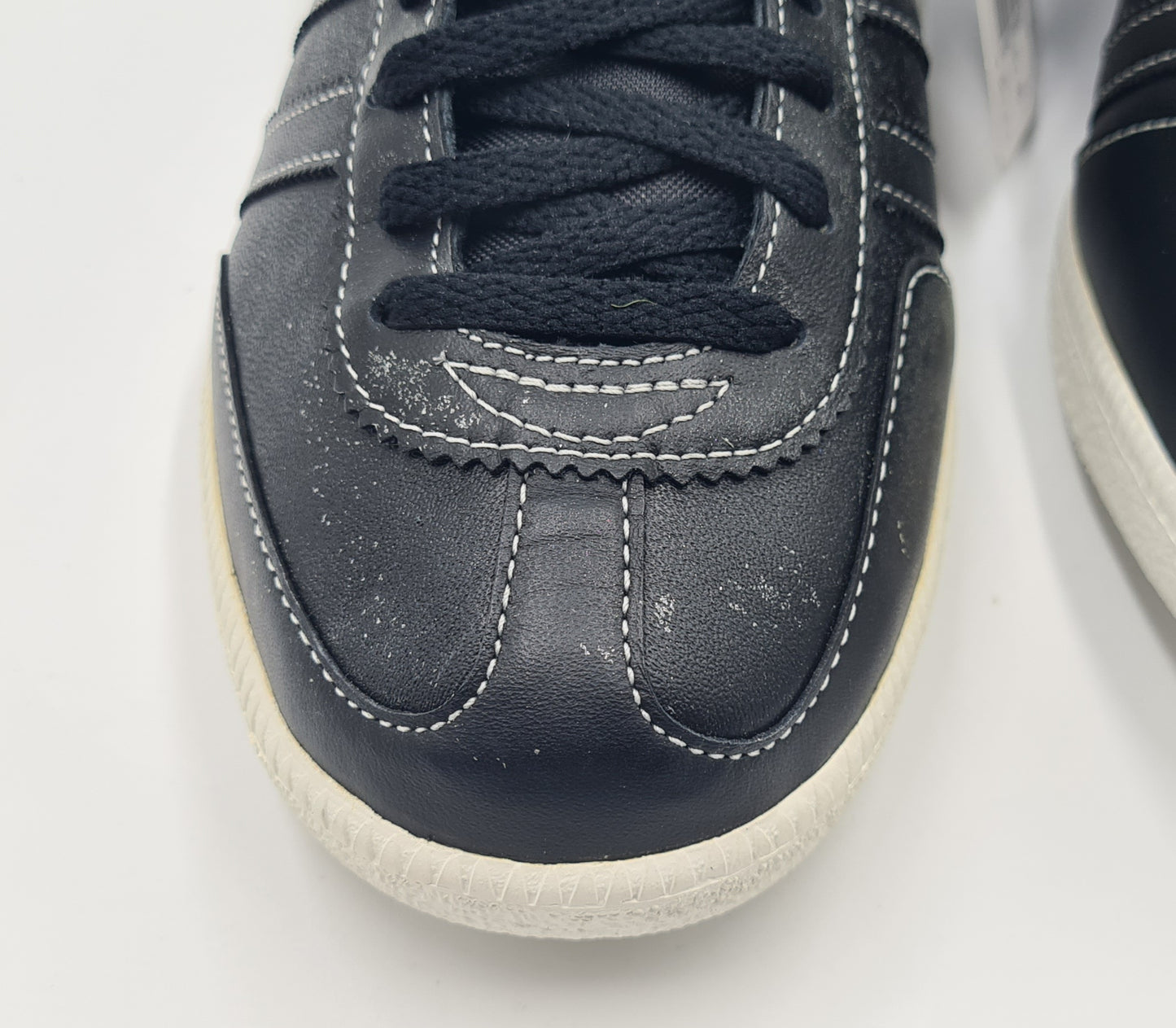 *NEU* 2007 Adidas Universal Retro Schwarz UK 10,5 / EUR 45 1/3