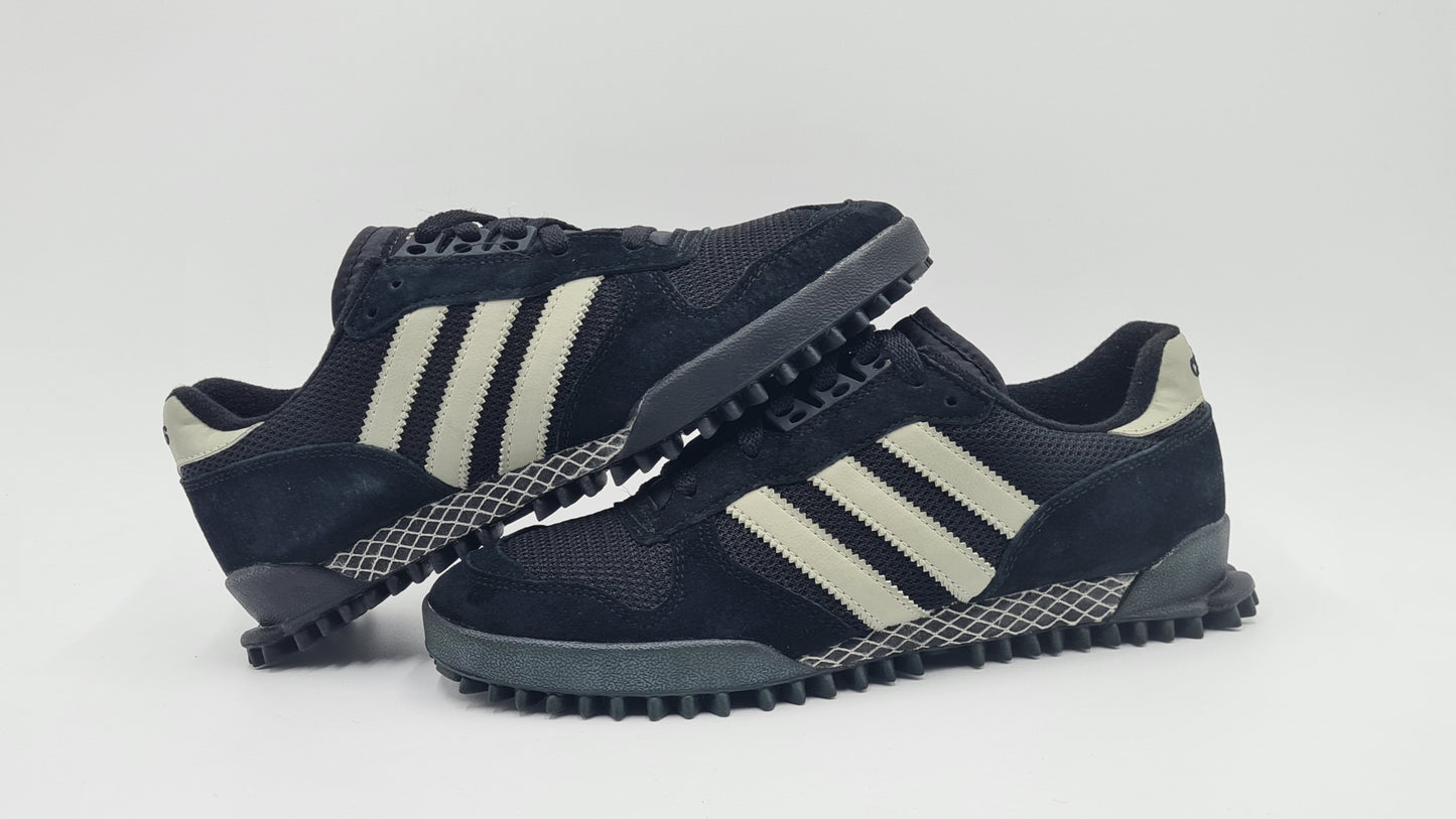 *NEU* 2011 Adidas Marathon TR Retro Schwarz UK 8 / EUR 42