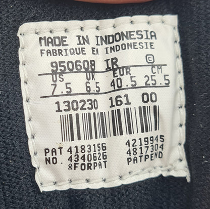 *NEU* Vintage Nike Air DVST8 Basketball Schuhe UK 6,5 / EUR 40,5