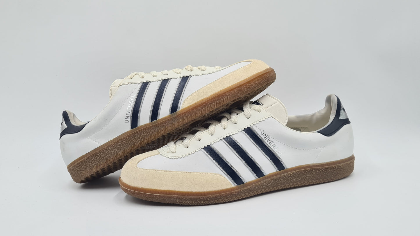 *TOP* Vintage 1993 Adidas Universal Made in Slovenia UK 10,5 / EUR 45 1/3