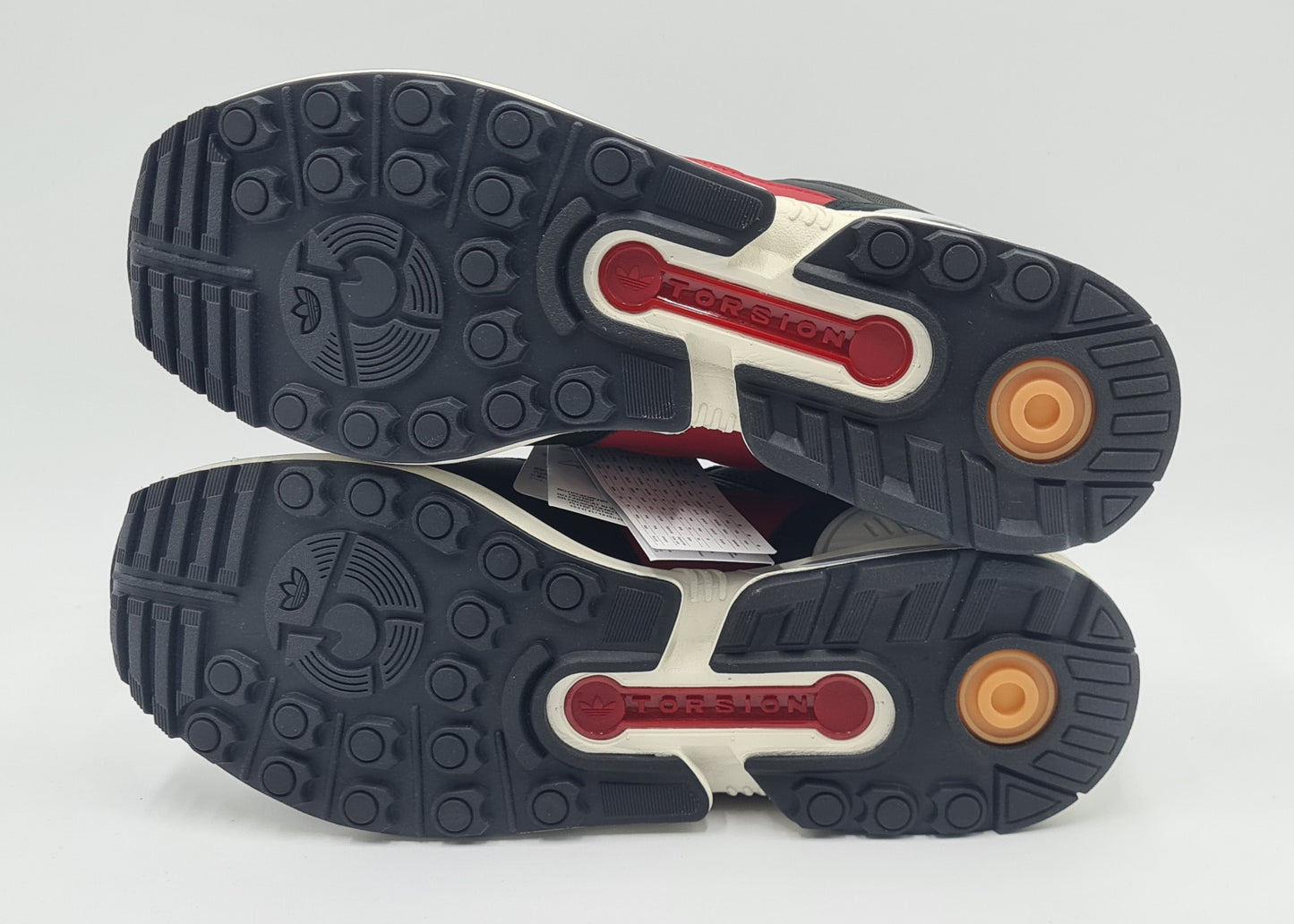 *NEU* 2025 Adidas x Mercedes AMG ZX 8500 UK 11 / EUR 46