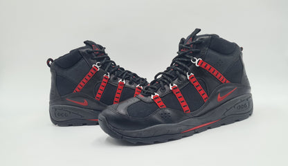 *WIE NEU* 2011 Nike Mada ACG 2K10 Winterschuhe Gr. UK 8,5 / EUR 43