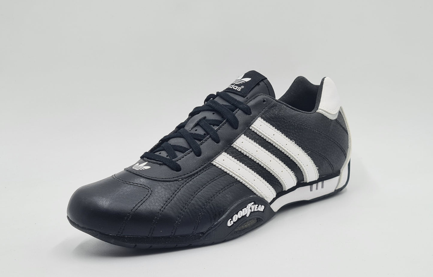 *NEU* 2014 Adidas Adi Racer Low Good Year Schwarz Gr. UK 8 / EUR 42