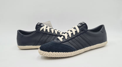 *NEU* 2010 Adidas Volley Plimsole Gr. UK 10,5 / EUR 45 1/3