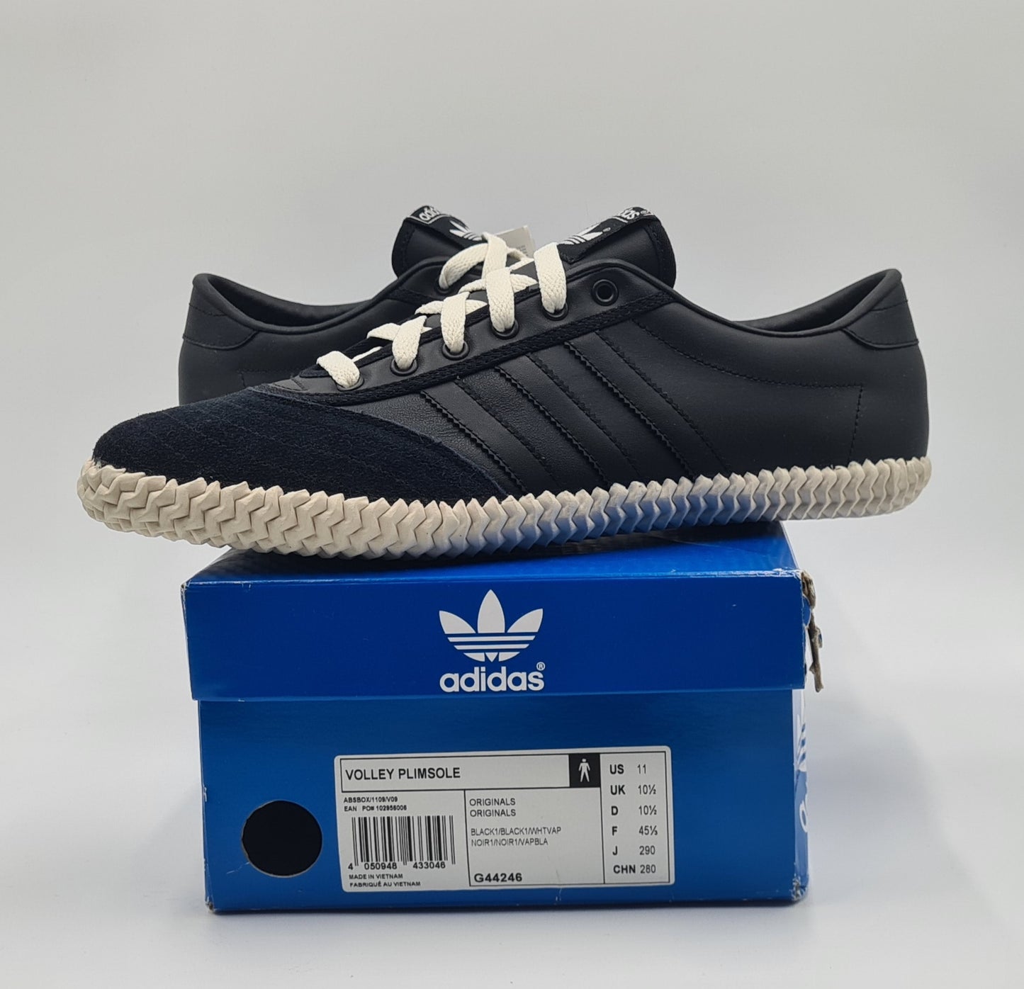 *NEU* 2010 Adidas Volley Plimsole Gr. UK 10,5 / EUR 45 1/3